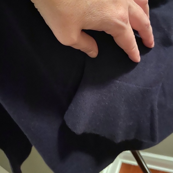 Talbots navy sweater - Picture 3 of 5
